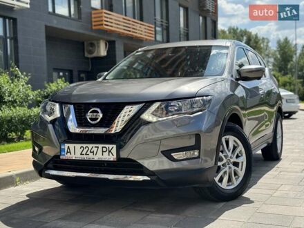 Ніссан ІксТрейл 2019 у Києві на Automoto.ua Сірий Ніссан ІксТрейл, об'ємом двигуна 2.49 л та пробігом 43 тис. км за 21500 $, фото 1 на Automoto.ua