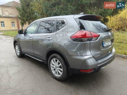 Серый Ниссан ИксТрейл, объемом двигателя 2 л и пробегом 33 тыс. км за 16000 $, фото 1 на Automoto.ua
