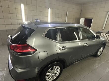 Сірий Ніссан ІксТрейл, об'ємом двигуна 2 л та пробігом 44 тис. км за 21500 $, фото 1 на Automoto.ua