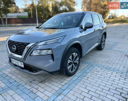 Сірий Ніссан ІксТрейл, об'ємом двигуна 1.5 л та пробігом 25 тис. км за 30200 $, фото 1 на Automoto.ua