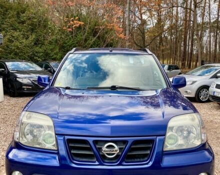 Синий Ниссан ИксТрейл, объемом двигателя 2.2 л и пробегом 280 тыс. км за 2500 $, фото 2 на Automoto.ua