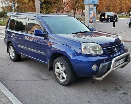 Синій Ніссан ІксТрейл, об'ємом двигуна 2 л та пробігом 300 тис. км за 4400 $, фото 1 на Automoto.ua