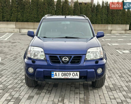 Синий Ниссан ИксТрейл, объемом двигателя 2 л и пробегом 247 тыс. км за 6200 $, фото 1 на Automoto.ua