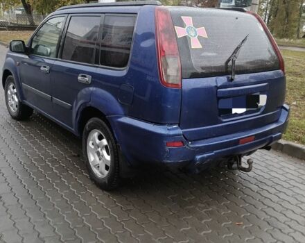 Синий Ниссан ИксТрейл, объемом двигателя 2.2 л и пробегом 278 тыс. км за 2900 $, фото 4 на Automoto.ua