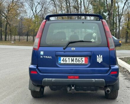 Синий Ниссан ИксТрейл, объемом двигателя 2.2 л и пробегом 327 тыс. км за 3300 $, фото 3 на Automoto.ua