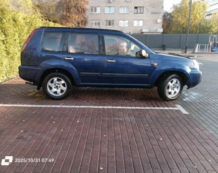 Синий Ниссан ИксТрейл, объемом двигателя 2.2 л и пробегом 278 тыс. км за 3100 $, фото 4 на Automoto.ua