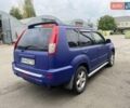 Синий Ниссан ИксТрейл, объемом двигателя 2 л и пробегом 350 тыс. км за 6500 $, фото 2 на Automoto.ua