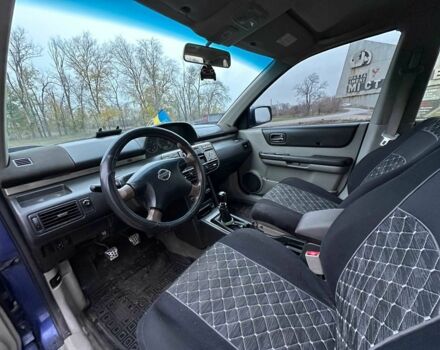 Синий Ниссан ИксТрейл, объемом двигателя 2.2 л и пробегом 327 тыс. км за 3300 $, фото 9 на Automoto.ua