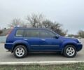Синий Ниссан ИксТрейл, объемом двигателя 2.2 л и пробегом 327 тыс. км за 3300 $, фото 2 на Automoto.ua