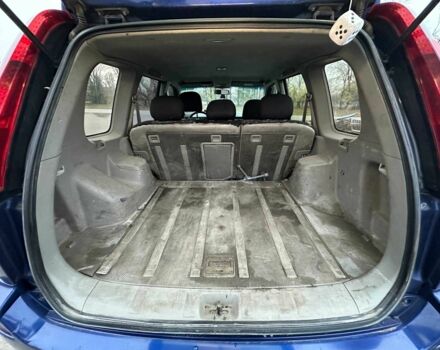 Синий Ниссан ИксТрейл, объемом двигателя 2.2 л и пробегом 327 тыс. км за 3300 $, фото 13 на Automoto.ua