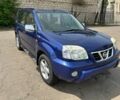 Синий Ниссан ИксТрейл, объемом двигателя 2 л и пробегом 340 тыс. км за 4000 $, фото 2 на Automoto.ua