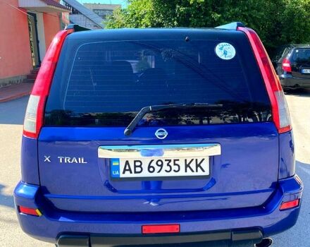 Синий Ниссан ИксТрейл, объемом двигателя 2 л и пробегом 316 тыс. км за 5500 $, фото 2 на Automoto.ua