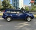 Синий Ниссан ИксТрейл, объемом двигателя 2.5 л и пробегом 330 тыс. км за 7500 $, фото 7 на Automoto.ua