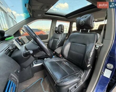 Синий Ниссан ИксТрейл, объемом двигателя 2.5 л и пробегом 330 тыс. км за 7500 $, фото 16 на Automoto.ua