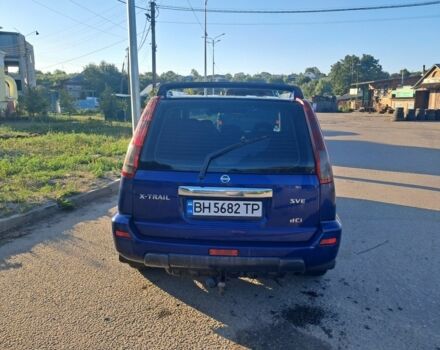 Синий Ниссан ИксТрейл, объемом двигателя 2.2 л и пробегом 300 тыс. км за 3700 $, фото 2 на Automoto.ua