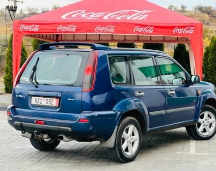 Синий Ниссан ИксТрейл, объемом двигателя 2.2 л и пробегом 100 тыс. км за 2750 $, фото 5 на Automoto.ua