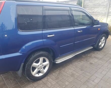 Синий Ниссан ИксТрейл, объемом двигателя 2.18 л и пробегом 260 тыс. км за 5400 $, фото 1 на Automoto.ua