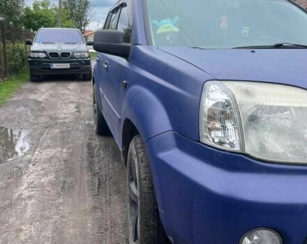 Синій Ніссан ІксТрейл, об'ємом двигуна 2 л та пробігом 300 тис. км за 6000 $, фото 2 на Automoto.ua