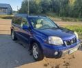 Синий Ниссан ИксТрейл, объемом двигателя 2.2 л и пробегом 300 тыс. км за 3700 $, фото 1 на Automoto.ua