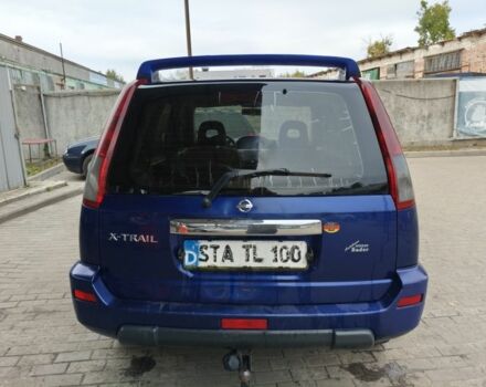 Синий Ниссан ИксТрейл, объемом двигателя 2.2 л и пробегом 308 тыс. км за 4200 $, фото 3 на Automoto.ua