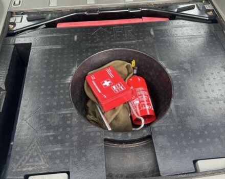 Синий Ниссан ИксТрейл, объемом двигателя 2.2 л и пробегом 187 тыс. км за 3494 $, фото 21 на Automoto.ua