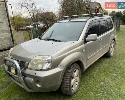 Синий Ниссан ИксТрейл, объемом двигателя 2.4 л и пробегом 299 тыс. км за 4600 $, фото 9 на Automoto.ua