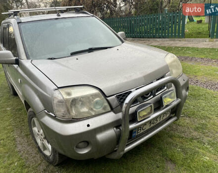 Синий Ниссан ИксТрейл, объемом двигателя 2.4 л и пробегом 299 тыс. км за 4600 $, фото 6 на Automoto.ua