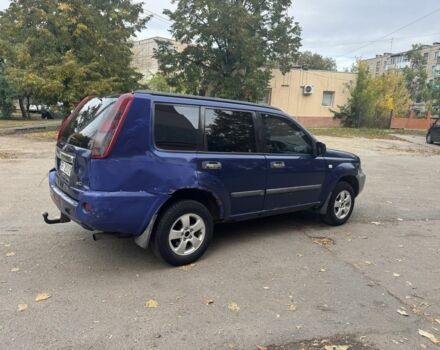 Синий Ниссан ИксТрейл, объемом двигателя 2.2 л и пробегом 300 тыс. км за 2650 $, фото 4 на Automoto.ua