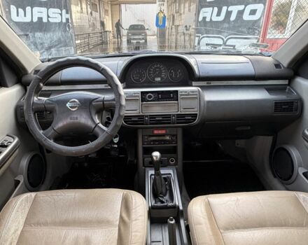 Синий Ниссан ИксТрейл, объемом двигателя 2 л и пробегом 400 тыс. км за 2850 $, фото 12 на Automoto.ua