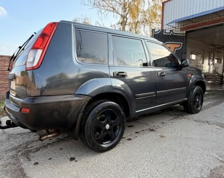 Синий Ниссан ИксТрейл, объемом двигателя 2 л и пробегом 400 тыс. км за 2850 $, фото 8 на Automoto.ua