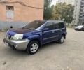 Синий Ниссан ИксТрейл, объемом двигателя 2.2 л и пробегом 300 тыс. км за 2650 $, фото 1 на Automoto.ua