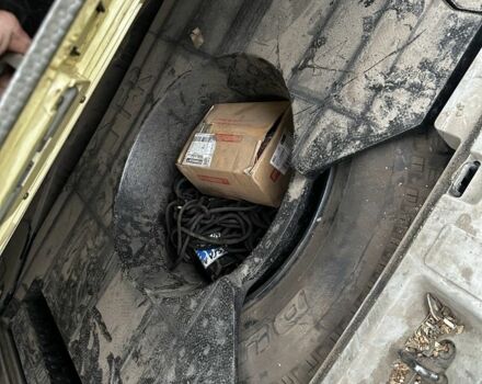 Синий Ниссан ИксТрейл, объемом двигателя 2.2 л и пробегом 300 тыс. км за 2000 $, фото 4 на Automoto.ua