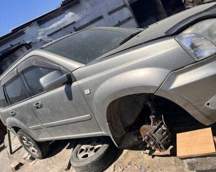 Синий Ниссан ИксТрейл, объемом двигателя 2.5 л и пробегом 165 тыс. км за 3000 $, фото 2 на Automoto.ua