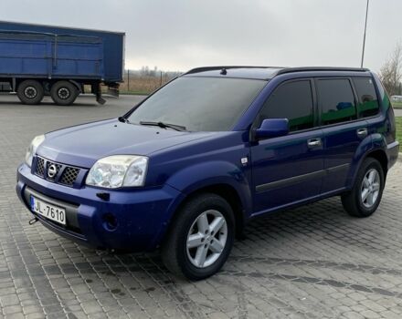 Синий Ниссан ИксТрейл, объемом двигателя 2.2 л и пробегом 200 тыс. км за 3850 $, фото 1 на Automoto.ua