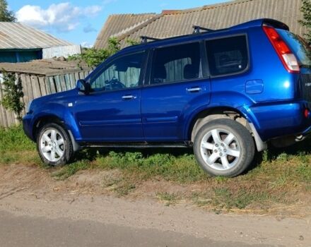 Синий Ниссан ИксТрейл, объемом двигателя 2.2 л и пробегом 190 тыс. км за 4800 $, фото 5 на Automoto.ua