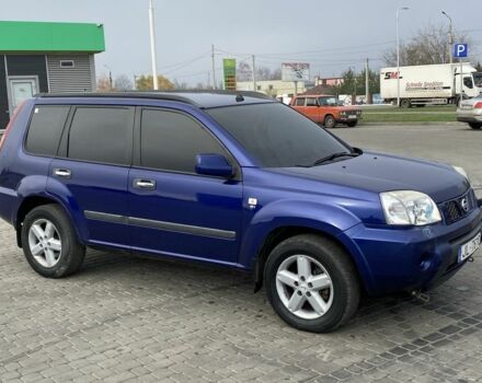 Синий Ниссан ИксТрейл, объемом двигателя 2.2 л и пробегом 200 тыс. км за 3850 $, фото 6 на Automoto.ua