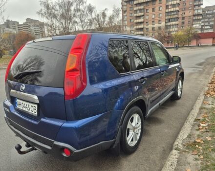 Синий Ниссан ИксТрейл, объемом двигателя 2 л и пробегом 204 тыс. км за 10000 $, фото 3 на Automoto.ua