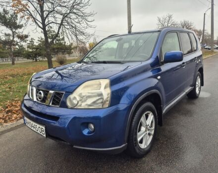 Синий Ниссан ИксТрейл, объемом двигателя 2 л и пробегом 204 тыс. км за 10000 $, фото 1 на Automoto.ua