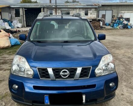Синий Ниссан ИксТрейл, объемом двигателя 2 л и пробегом 170 тыс. км за 5344 $, фото 4 на Automoto.ua