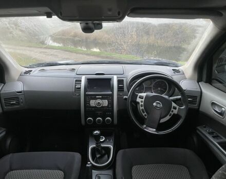 Синій Ніссан ІксТрейл, об'ємом двигуна 2.2 л та пробігом 180 тис. км за 4000 $, фото 4 на Automoto.ua