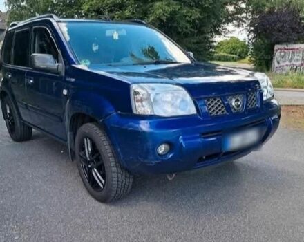 Синий Ниссан ИксТрейл, объемом двигателя 2.2 л и пробегом 254 тыс. км за 2850 $, фото 2 на Automoto.ua