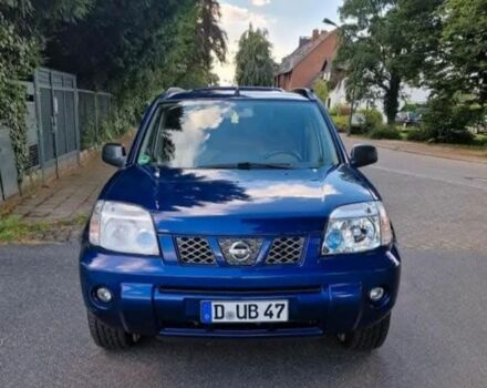 Синий Ниссан ИксТрейл, объемом двигателя 2.2 л и пробегом 254 тыс. км за 2850 $, фото 1 на Automoto.ua