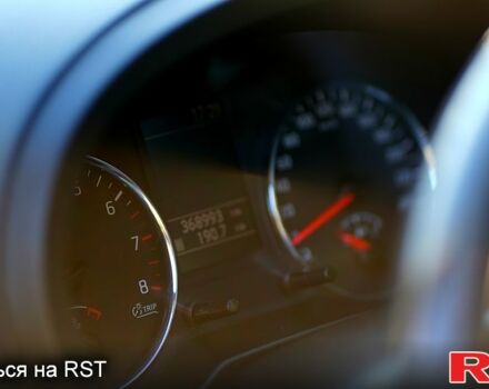 Синий Ниссан ИксТрейл, объемом двигателя 2 л и пробегом 369 тыс. км за 9500 $, фото 3 на Automoto.ua