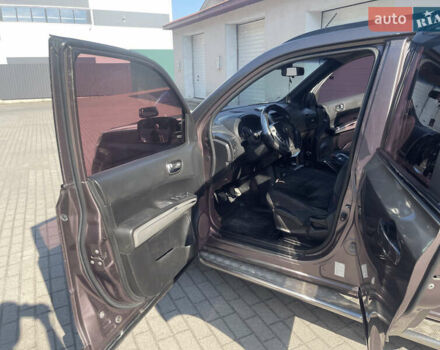 Синий Ниссан ИксТрейл, объемом двигателя 2 л и пробегом 530 тыс. км за 9500 $, фото 7 на Automoto.ua