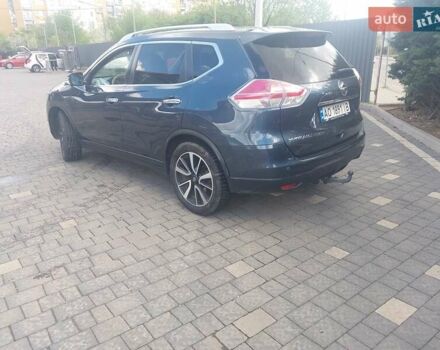 Синий Ниссан ИксТрейл, объемом двигателя 1.6 л и пробегом 168 тыс. км за 15999 $, фото 4 на Automoto.ua