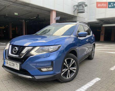 Синий Ниссан ИксТрейл, объемом двигателя 1.6 л и пробегом 84 тыс. км за 17600 $, фото 1 на Automoto.ua