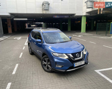 Синий Ниссан ИксТрейл, объемом двигателя 1.6 л и пробегом 84 тыс. км за 17600 $, фото 4 на Automoto.ua