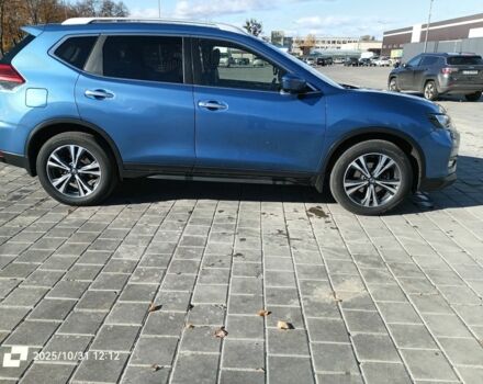 Синий Ниссан ИксТрейл, объемом двигателя 2.5 л и пробегом 93 тыс. км за 17999 $, фото 3 на Automoto.ua