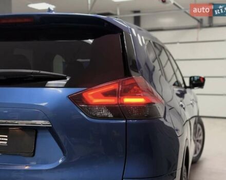 Синий Ниссан ИксТрейл, объемом двигателя 2 л и пробегом 78 тыс. км за 19000 $, фото 2 на Automoto.ua