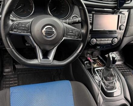 Синий Ниссан ИксТрейл, объемом двигателя 1.6 л и пробегом 112 тыс. км за 23000 $, фото 2 на Automoto.ua